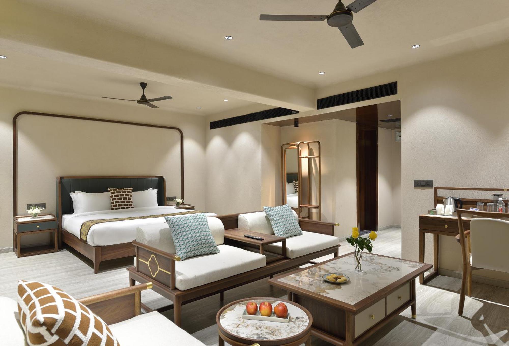 Urbane By Treat Daman Hotel Bagian luar foto